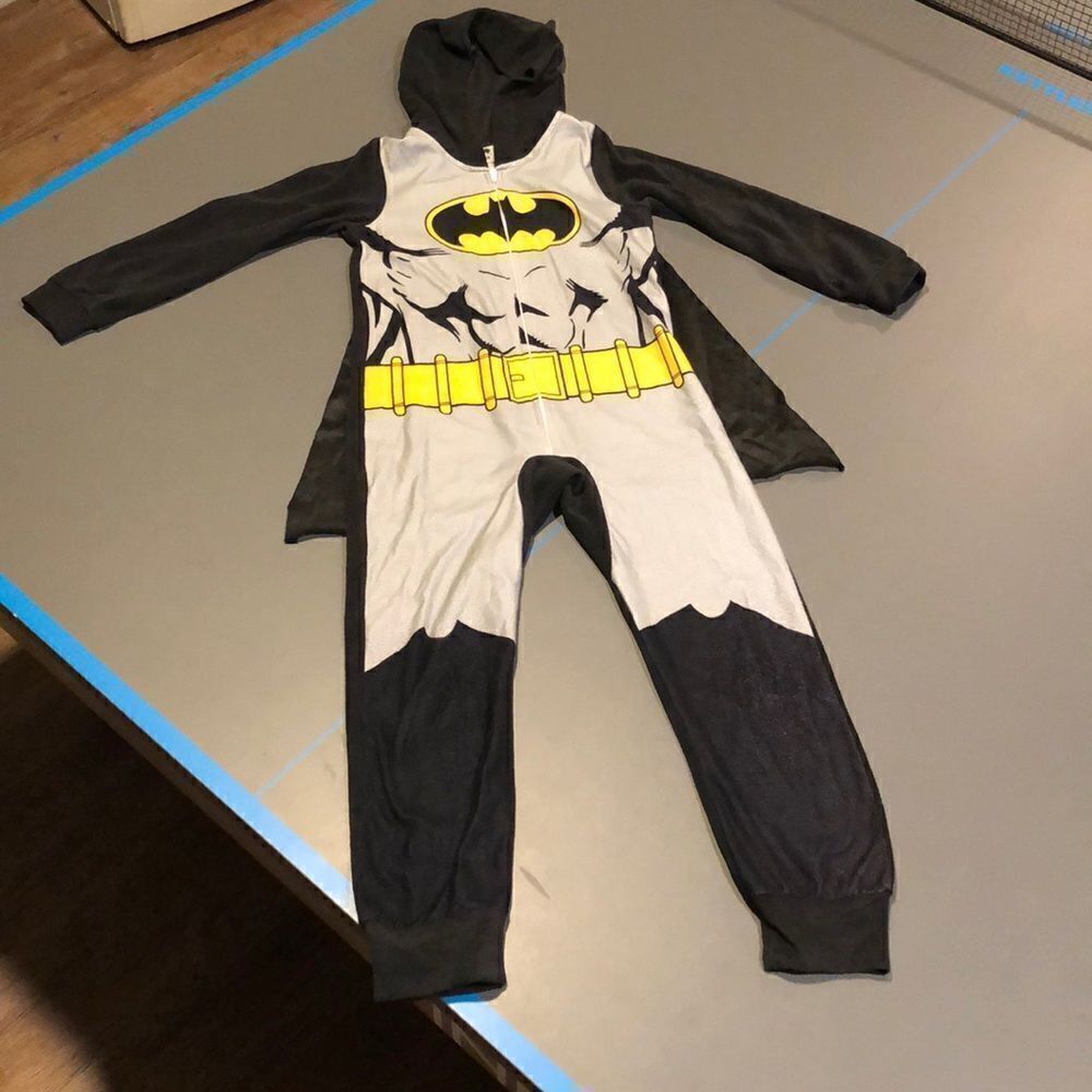 Batman size small zip pajamas